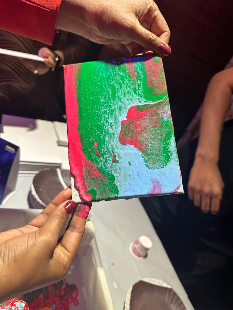 Fluid art instore activations, family days, carnivals and birthdays